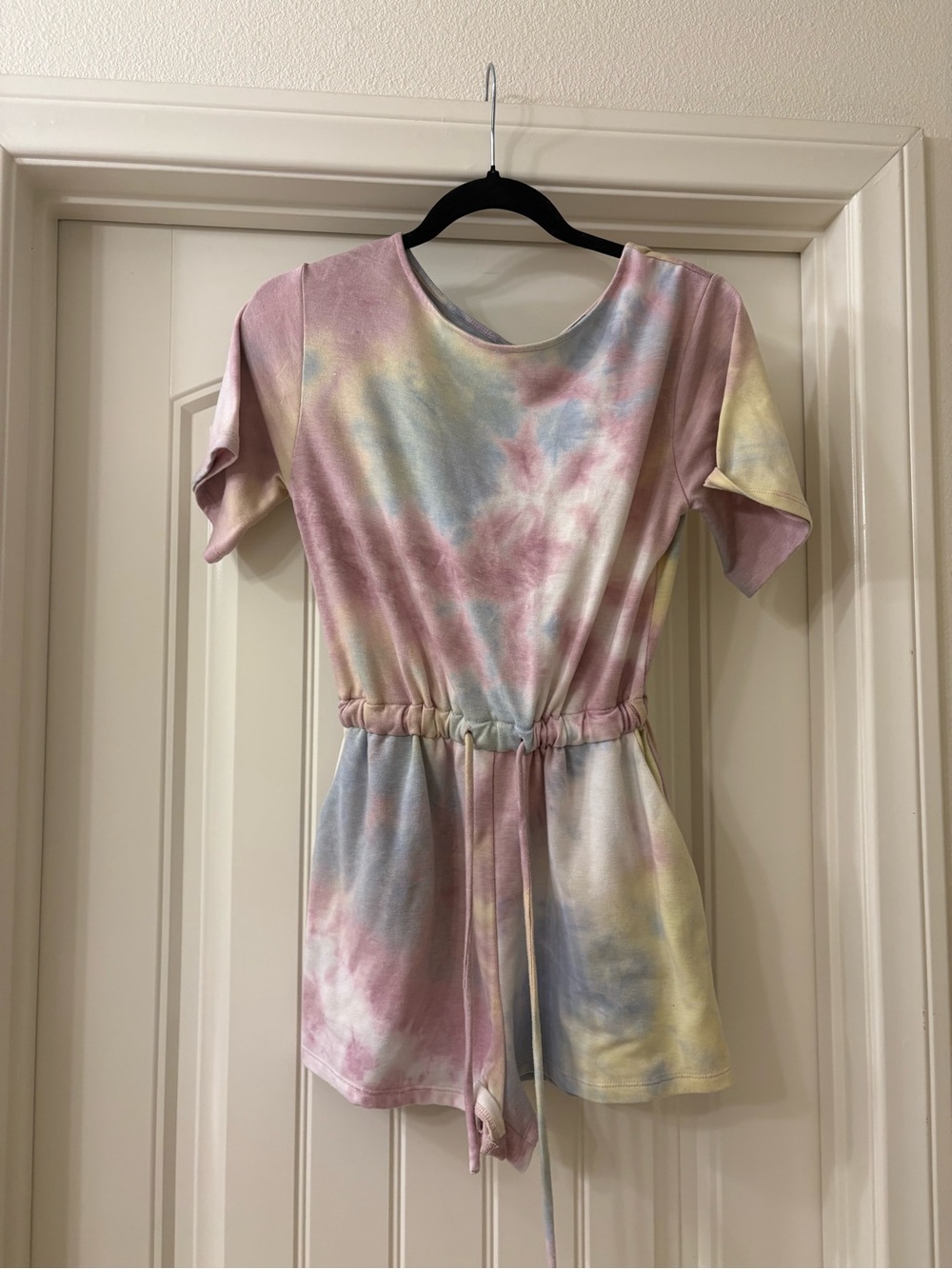 Good Luck Gem Pastel Tie-Dye Scoop Neck Top in Pink, Blue & Yellow